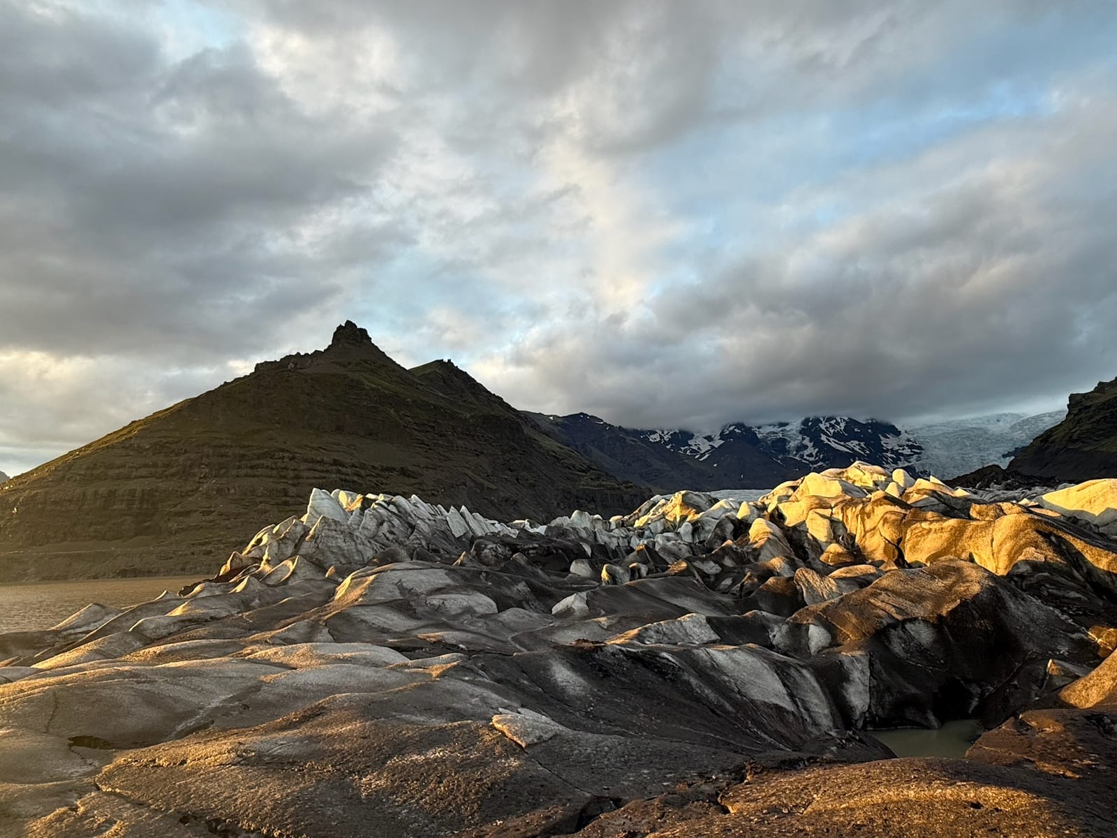 Svínafell Glacier